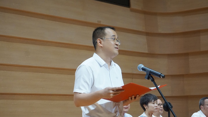 2022新生开学典礼 李雨欣摄  (4).JPG
