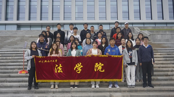 党课社会实践活动 鲍倩芸摄.JPG