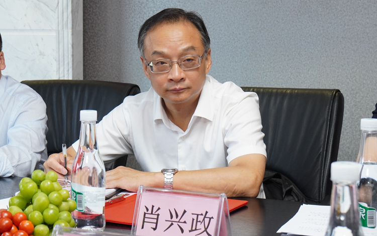 肖兴政副校长.JPG