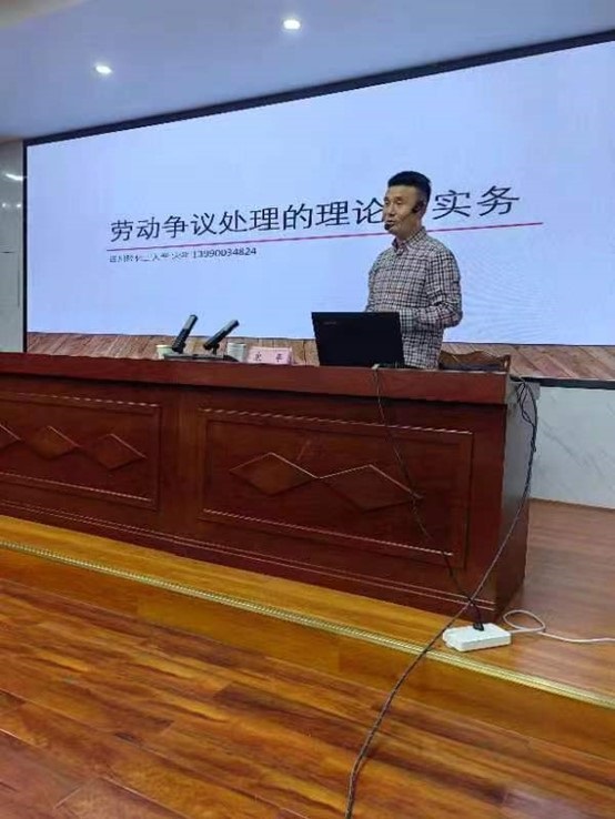 发表 (1).jpg