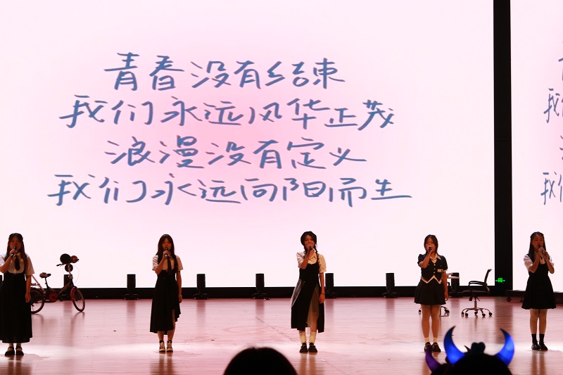 合唱 曹云颖摄.JPG