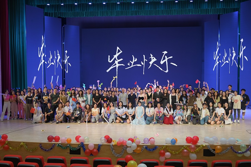 大合照 王一帆摄 (1).jpg