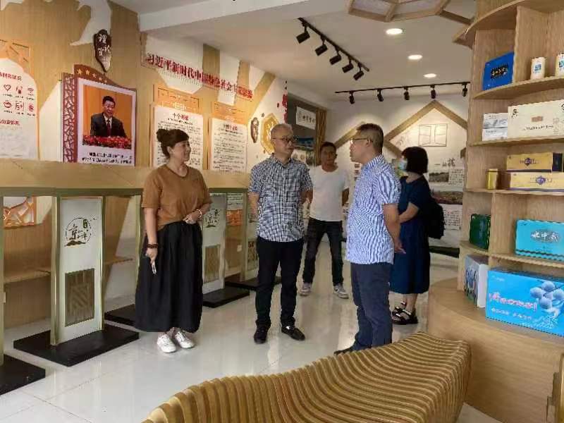 发表 (1).jpg